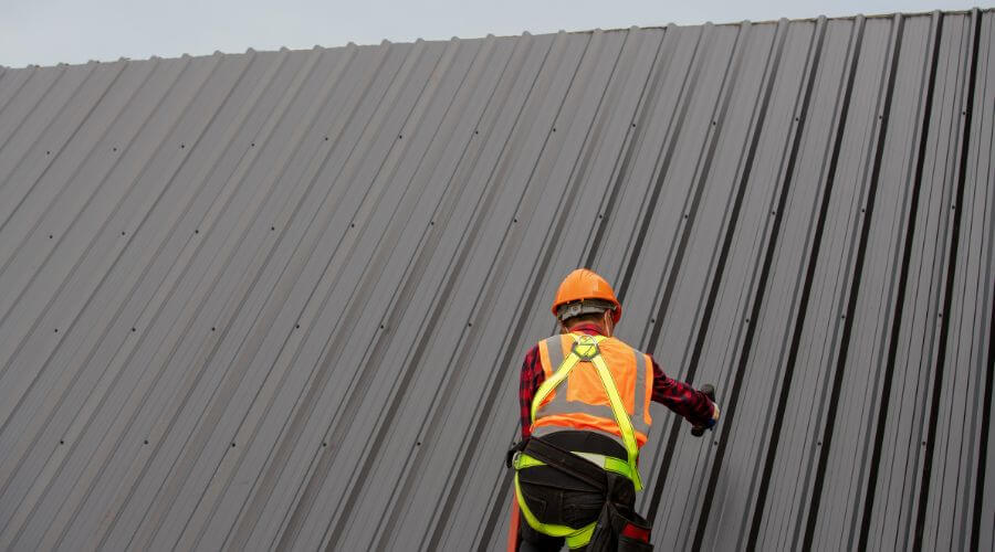 Professional residential roofers in Chataignier, LA